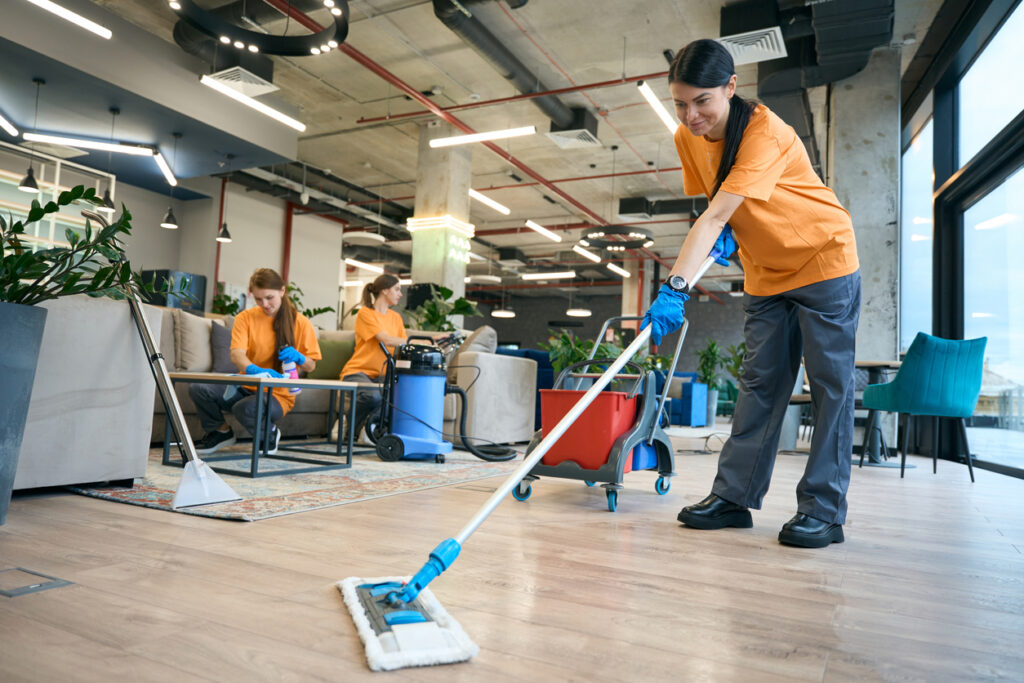 Deep office cleaning